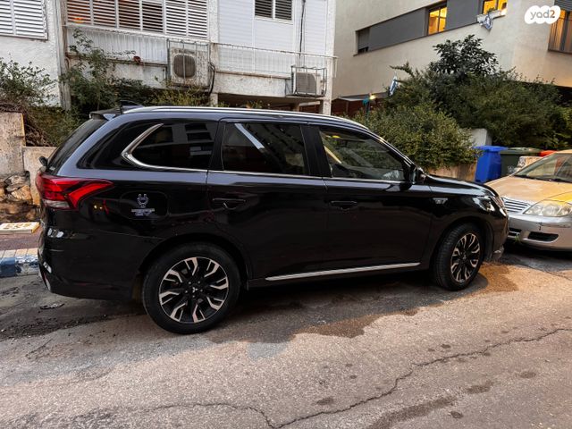 מיצובישי אאוטלנדר