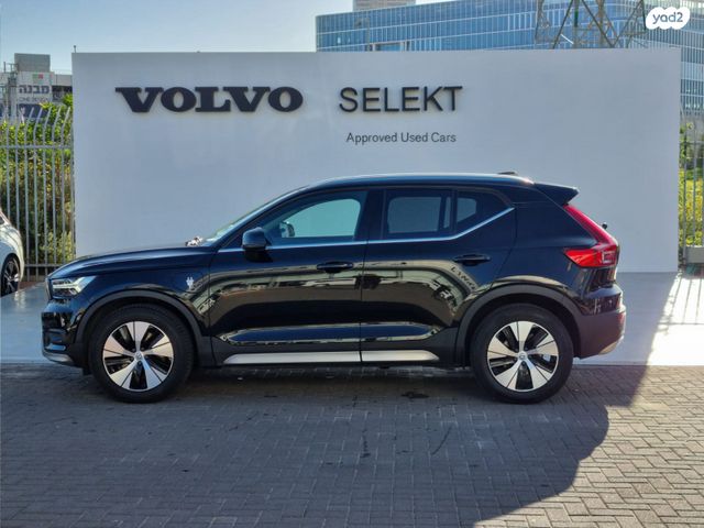 וולוו XC40