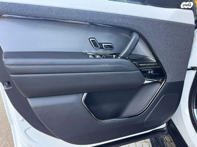 לנד רובר ריינג' רובר ספורט