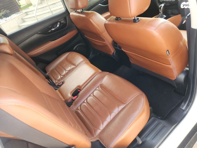 ניסאן אקס טרייל