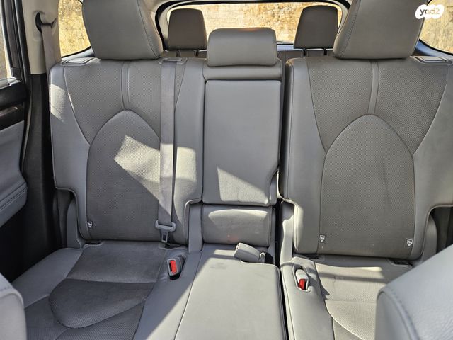 טויוטה היילנדר