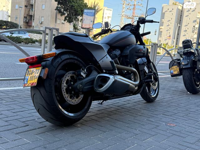 הרלי דיווידסון FXDR 114