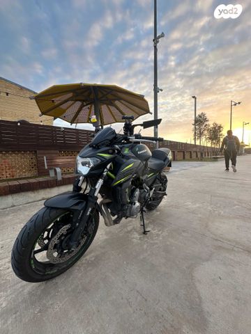 קאוואסאקי Z650