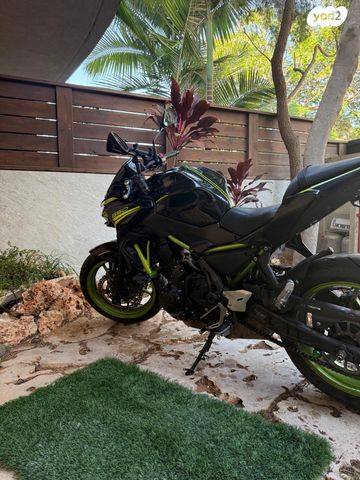 קאוואסאקי Z650