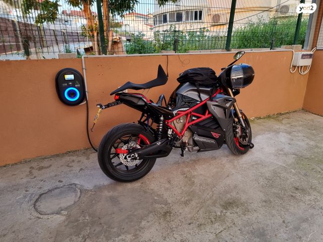 אנרג'יקה Eva Ribelle