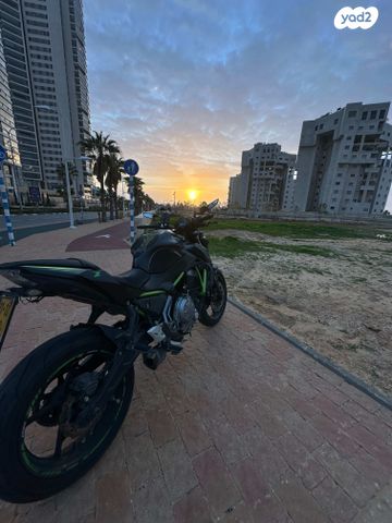 קאוואסאקי Z650