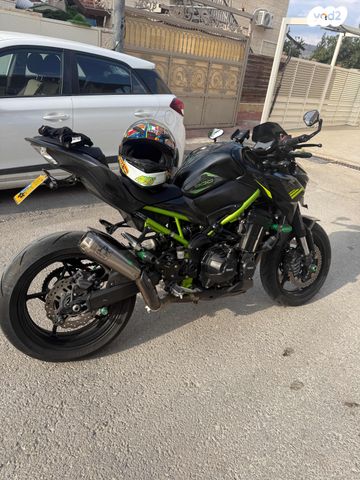 קאוואסאקי Z900