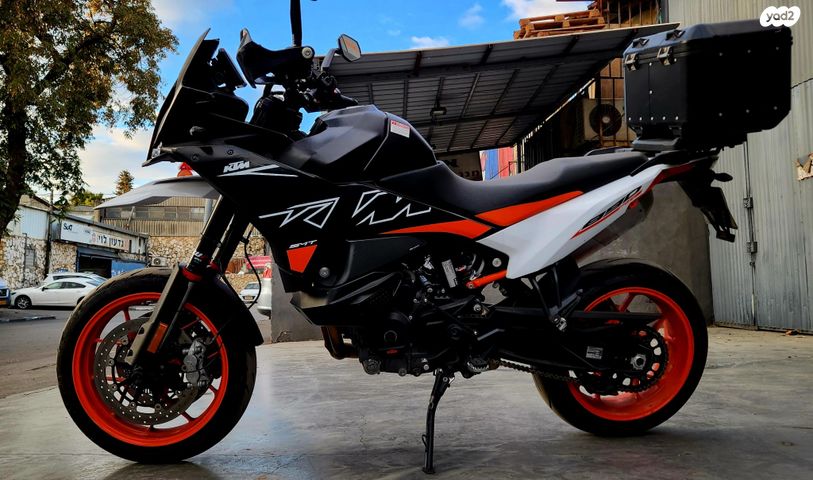 KTM SuperMoto SMT 890