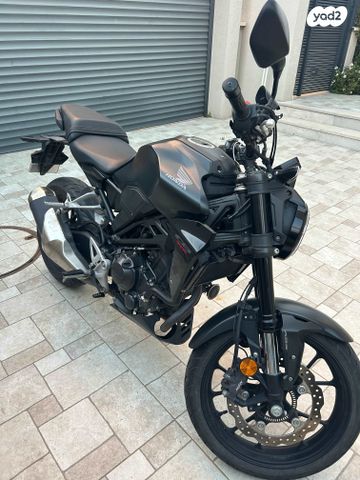 מודעת רכב הונדה CB300R