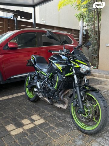מודעת רכב קאוואסאקי Z650