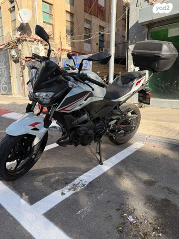 מודעת רכב קאוואסאקי Z400