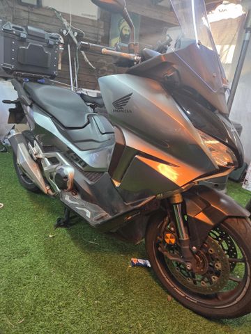 מודעת רכב הונדה פורזה 750