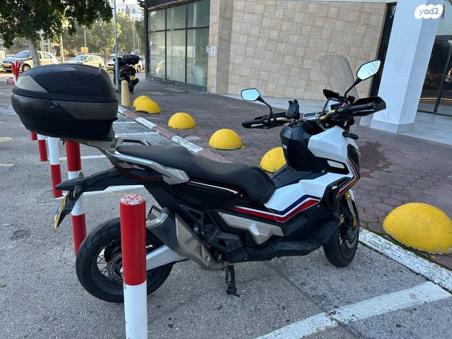 הונדה X-ADV750