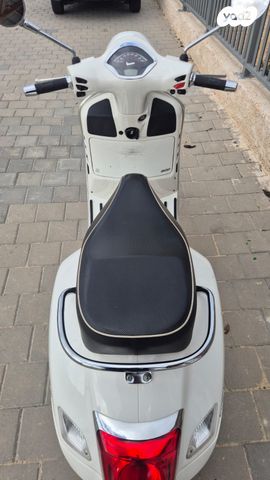 פיאג'ו וספה GTS300 סופר