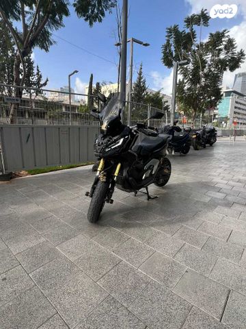 הונדה X-ADV750