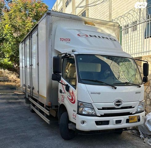 מודעת רכב טויוטה