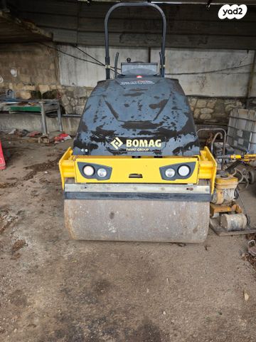 מודעת רכב מכבש