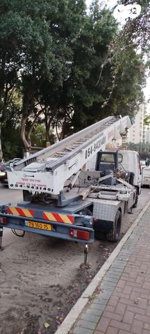 מודעת רכב משאיות