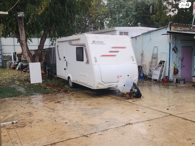 מודעת רכב נגרר (קראוון נגרר)