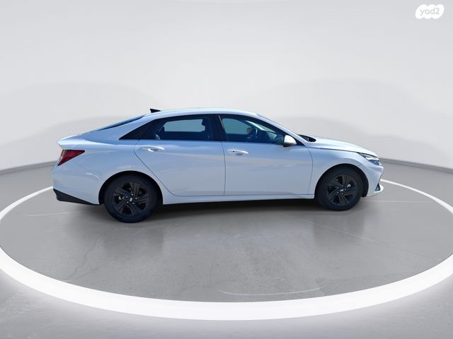 יונדאי אלנטרה