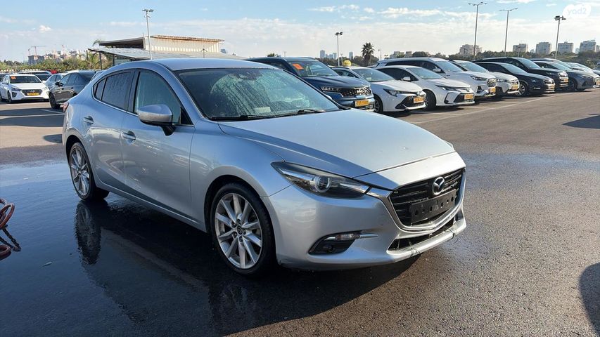 מודעת רכב מאזדה 3