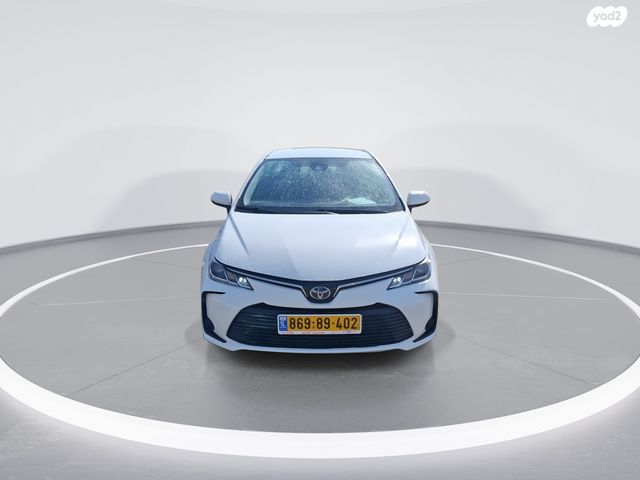 טויוטה קורולה