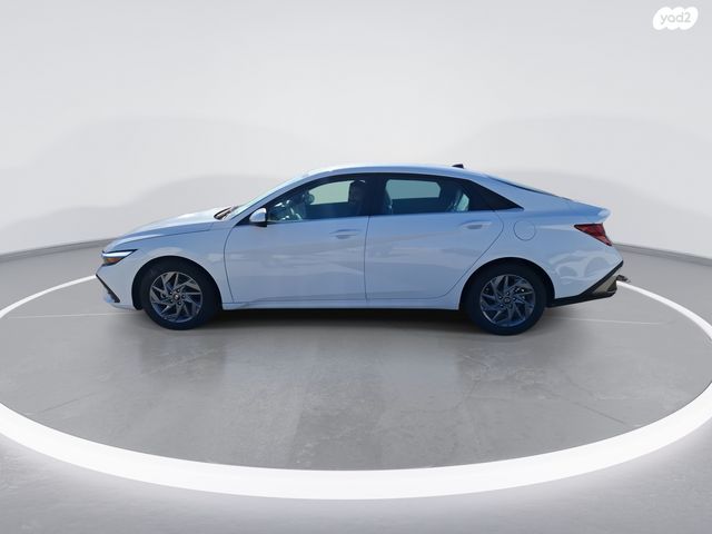 יונדאי אלנטרה