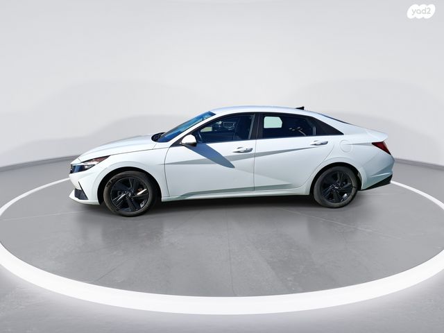 יונדאי אלנטרה