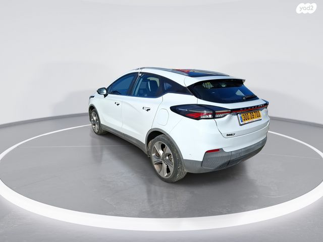 ג׳ילי Geometry C