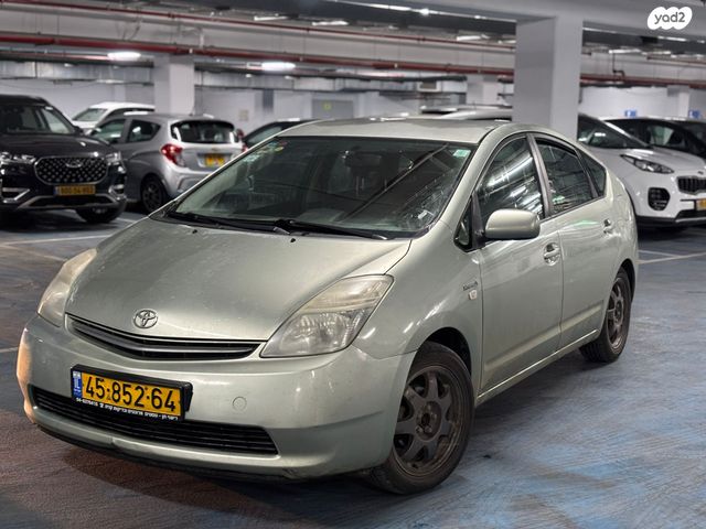 מודעת רכב טויוטה פריוס