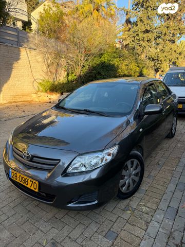 מודעת רכב טויוטה קורולה