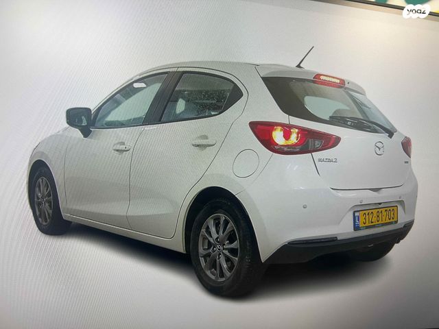 מודעת רכב מאזדה 2