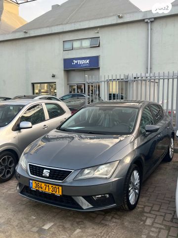 מודעת רכב סיאט לאון