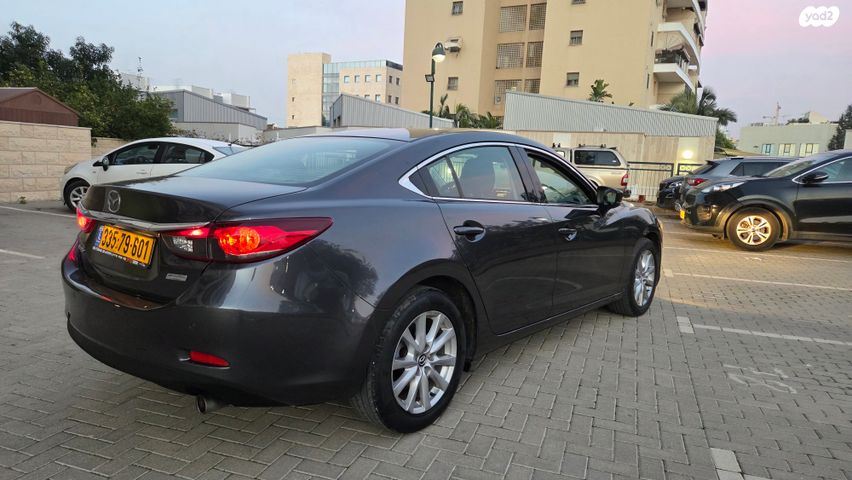 מודעת רכב מאזדה 6