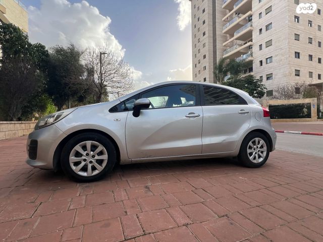 מודעת רכב קיה ריו