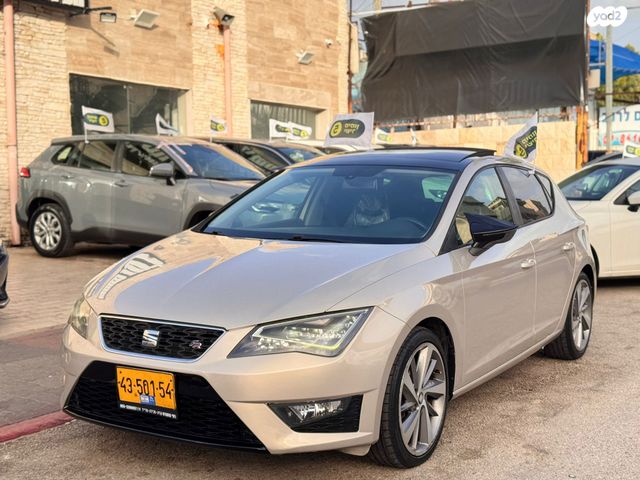 מודעת רכב סיאט לאון