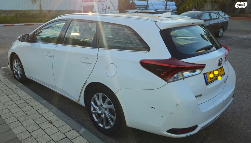 טויוטה אוריס