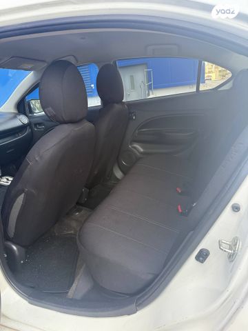 מיצובישי אטראז'