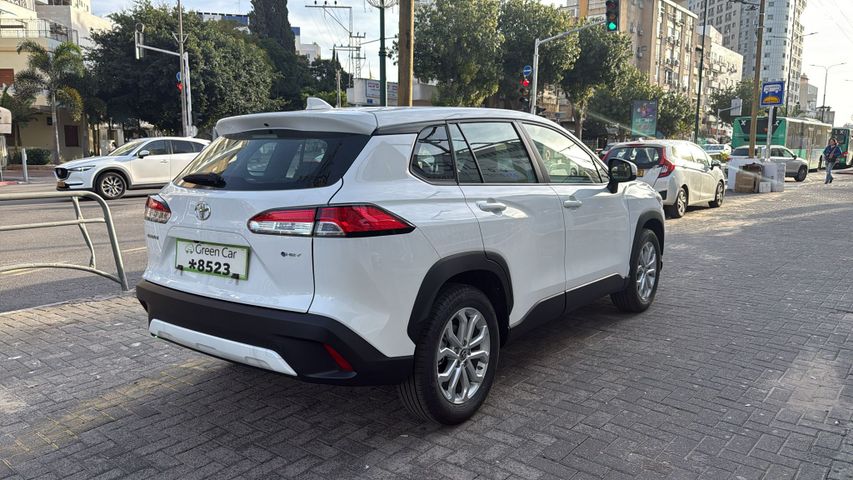 טויוטה קורולה קרוס