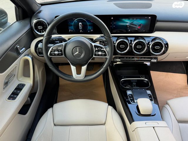 מרצדס-בנץ A-class