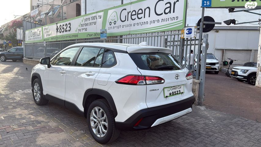 טויוטה קורולה קרוס