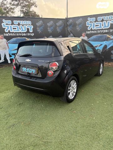 שברולט סוניק