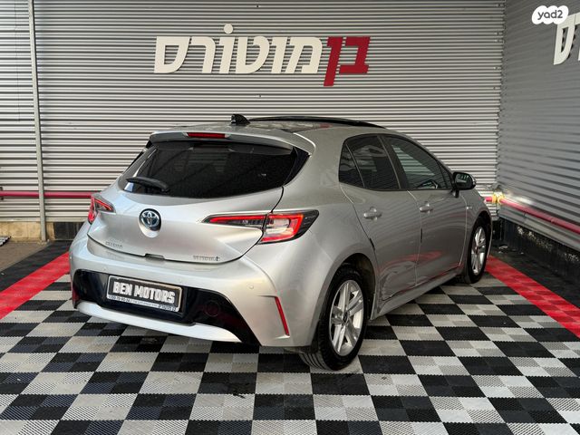 טויוטה קורולה