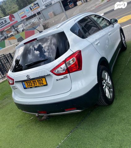 סוזוקי קרוסאובר