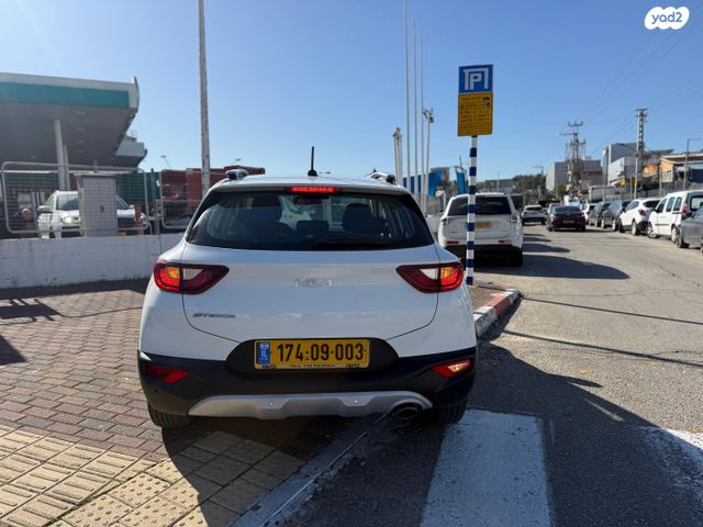 מודעת רכב קיה סטוניק