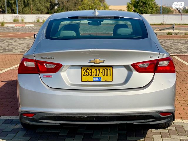 שברולט מאליבו