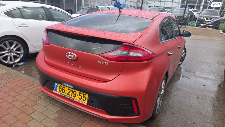 יונדאי איוניק