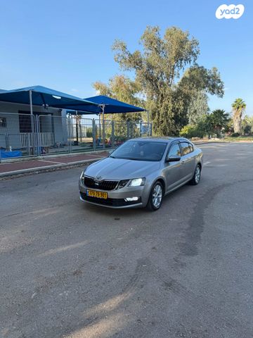 סקודה אוקטביה