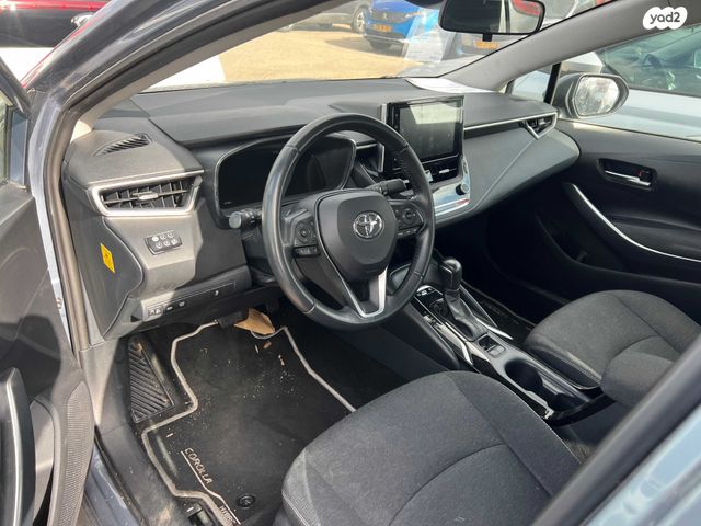 טויוטה קורולה