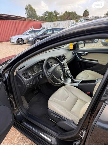 מודעת רכב וולוו S60 2